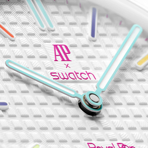 Audemars Piguet x Swatch | Royal Pop Collection-Huit Blanc - mobile shop in Hamra, Beirut, Lebanon. New and used phones, iPhone, Samsung, Huawei, Xiaomi, Oppo, Realme, Honor, Google Pixel, tablets, laptops, computers, and accessories. متجر موبايلات في الحمرا، بيروت، لبنان. هواتف جديدة ومستعملة، آيفون، سامسونج، هواوي، شاومي، أوبو، ريلمي، هونر، جوجل بيكسل، أجهزة لوحية، لابتوبات، كمبيوترات، واكسسوارات.