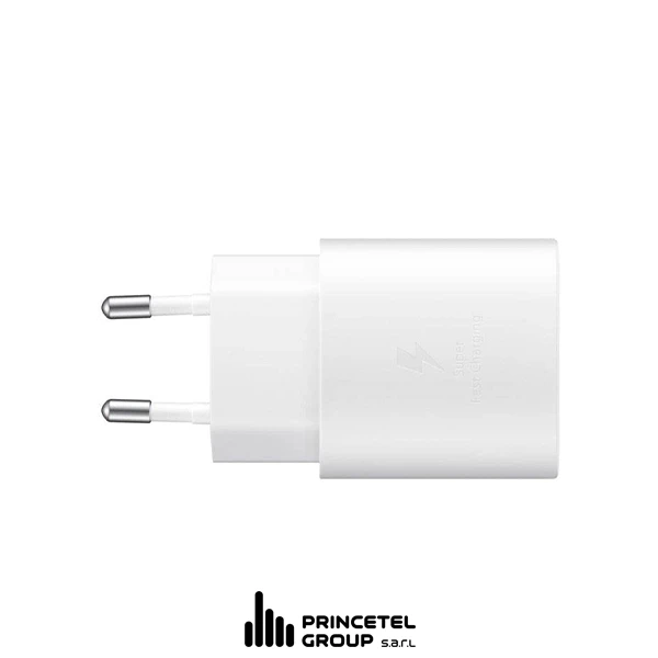 samsung Travel adapter 25W PD 2Pin With Type C To Type C Cable - White - mobile shop in Hamra, Beirut, Lebanon. New and used phones, iPhone, Samsung, Huawei, Xiaomi, Oppo, Realme, Honor, Google Pixel, tablets, laptops, computers, and accessories. متجر موبايلات في الحمرا، بيروت، لبنان. هواتف جديدة ومستعملة، آيفون، سامسونج، هواوي، شاومي، أوبو، ريلمي، هونر، جوجل بيكسل، أجهزة لوحية، لابتوبات، كمبيوترات، واكسسوارات.
