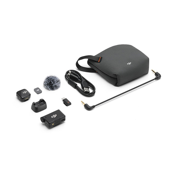 DJI Mic Mini Wireless Microphone Single - mobile shop in Hamra, Beirut, Lebanon. New and used phones, iPhone, Samsung, Huawei, Xiaomi, Oppo, Realme, Honor, Google Pixel, tablets, laptops, computers, and accessories. متجر موبايلات في الحمرا، بيروت، لبنان. هواتف جديدة ومستعملة، آيفون، سامسونج، هواوي، شاومي، أوبو، ريلمي، هونر، جوجل بيكسل، أجهزة لوحية، لابتوبات، كمبيوترات، واكسسوارات.